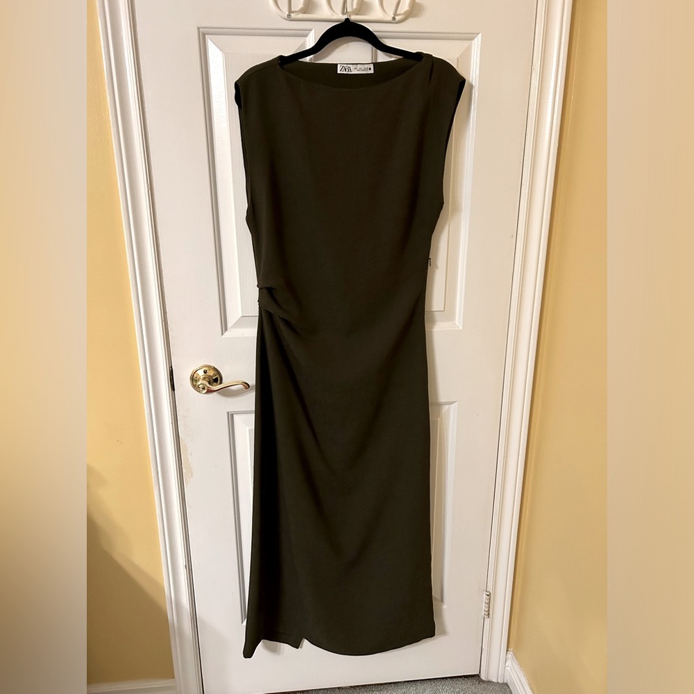 Zara Olive Green Sleeveless Midi Dress